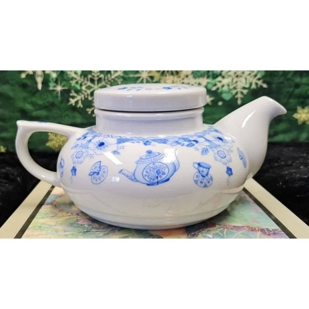 Andrea By Sadek teapot andrea